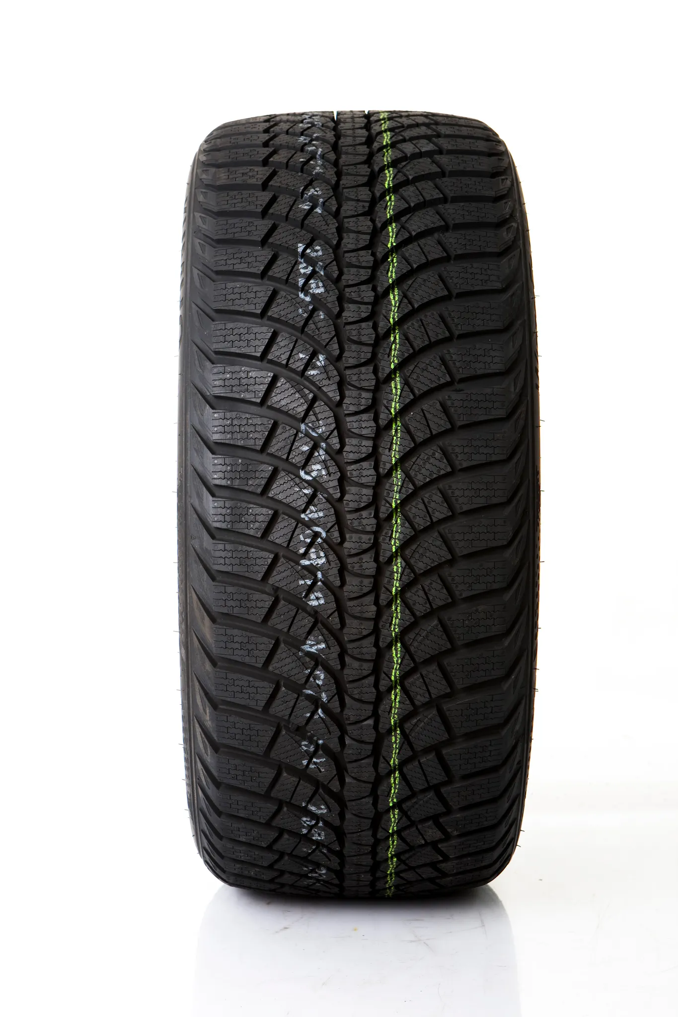 Kumho 215/45 R17 WP71 XL M+S 91V - obrazek 3